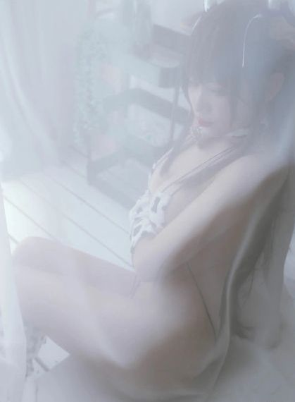 乳揉みま痴汉电车公交在线观看_高清完整版观看